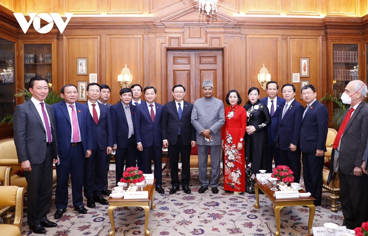 Top Vietnamese legislator enjoys successful visits to RoK and India